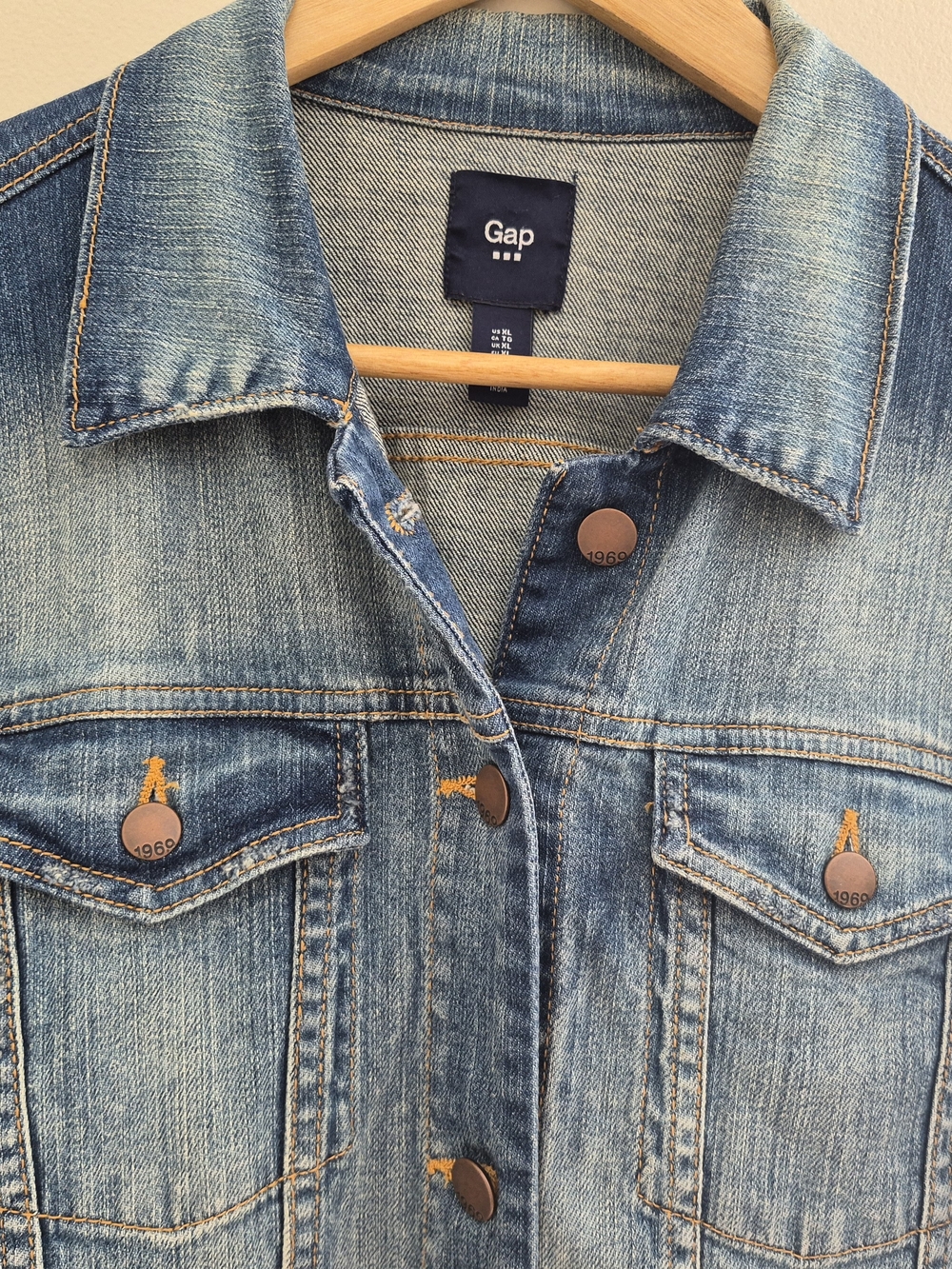 Gap 1969 Denim Jacket Women's XL Medium Wash Stretch Jean Jacket